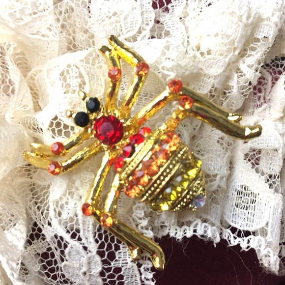 Spider with Rhinestones Brooch Multicolor Crystal - Picture 2 of 6